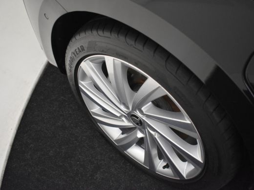 Skoda Octavia Combi 1.4 150 kW / 204 pk PHEV Elektrische Stoelen incl Memory l Leder l Stoel ventilatie ActivLease financial lease