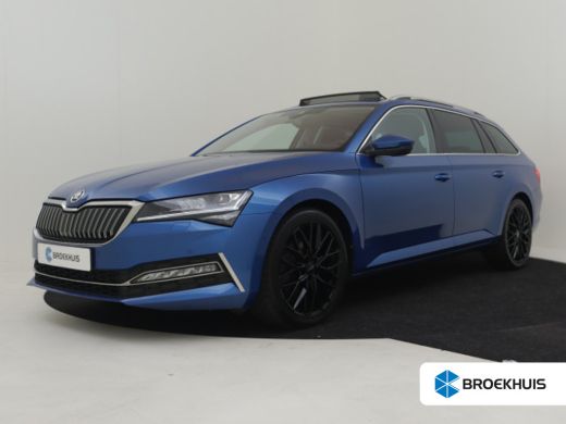 Skoda Superb Combi 1.4 TSI iV Business Edition Plus 218pk Trekhaak | Panorama dak | 360 camera | Park assist |...