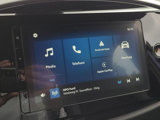 Toyota Aygo 1.0 VVT-i MT Play | Apple CarPlay | Adapt Cruise | Parkeercamera | Rijklaarprijs incl. garantie | ActivLease financial lease
