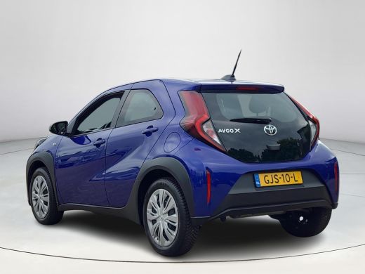 Toyota Aygo 1.0 VVT-i MT Play | Apple CarPlay | Adapt Cruise | Parkeercamera | Rijklaarprijs incl. garantie | ActivLease financial lease