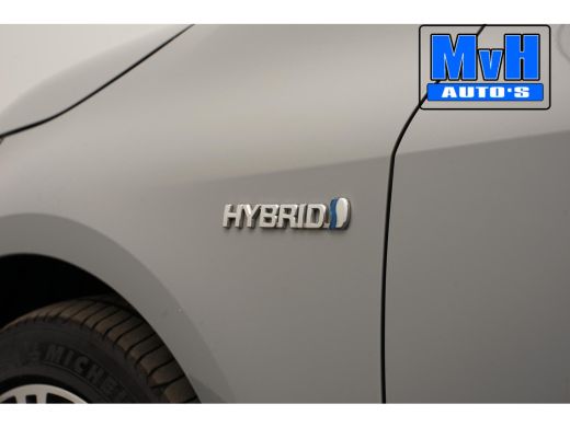 Toyota Corolla Touring Sports 1.8 Hybrid First Edition ActivLease financial lease