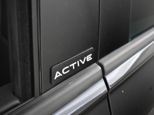 Volkswagen Tiguan 1.4 TSI eHybrid Active 245pk Head up display | Extra getinte ramen | Adaptief cruise control | Le... ActivLease financial lease