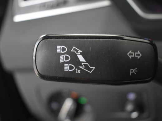Volkswagen Tiguan 1.4 TSI eHybrid Active 245pk Head up display | Extra getinte ramen | Adaptief cruise control | Le... ActivLease financial lease