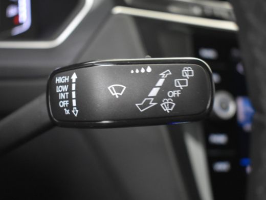 Volkswagen Tiguan 1.4 TSI eHybrid Active 245pk Head up display | Extra getinte ramen | Adaptief cruise control | Le... ActivLease financial lease