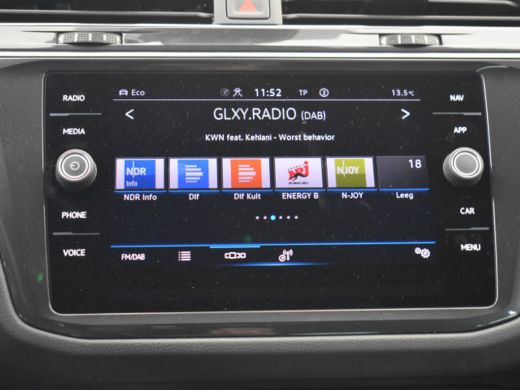 Volkswagen Tiguan 1.4 TSI eHybrid Active 245pk Head up display | Extra getinte ramen | Adaptief cruise control | Le... ActivLease financial lease