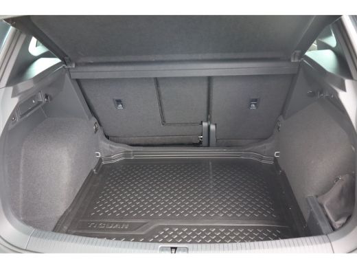 Volkswagen Tiguan 149PK 1.5 TSI R-Line Business | Achteruitrijcamera | Airco (automatisch) | Cruise control adaptief ActivLease financial lease