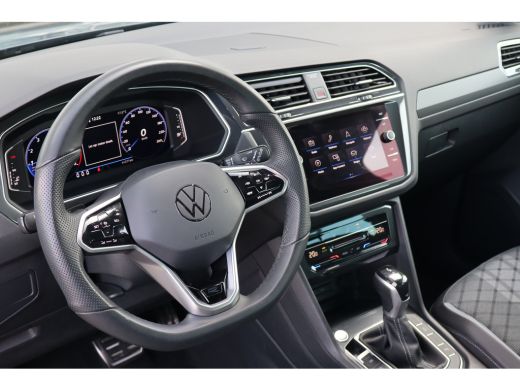 Volkswagen Tiguan 150PK 1.5 TSI R-Line Business | Achteruitrijcamera | Airco (automatisch) | Cruise control adaptief ActivLease financial lease