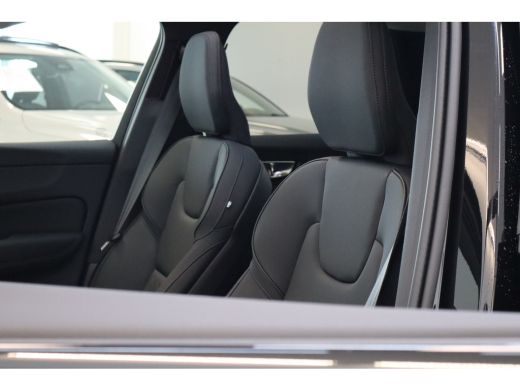 Volvo  XC60 T6 350PK Plus Dark | 360° | Head-Up | Panoramadak | HK Audio | Getint Glas | Stoel&Stuur Verw. ActivLease financial lease