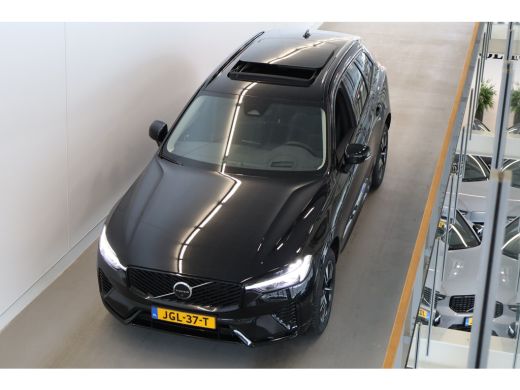 Volvo  XC60 T6 350PK Plus Dark | 360° | Head-Up | Panoramadak | HK Audio | Getint Glas | Stoel&Stuur Verw. ActivLease financial lease