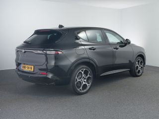 Alfa Romeo Tonale 1.3T PHEV Sprint | Achterbank met armsteun en skiluik | Achteruitrijcamera | Airco (automatisch)