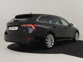 Skoda Octavia Combi 1.4 150 kW / 204 pk PHEV Elektrische Stoelen incl Memory l Leder l Stoel ventilatie