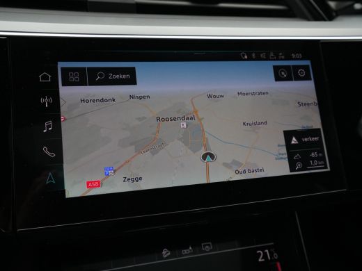 Audi e-tron 55 quattro 408pk Business edition Plus 95 kWh Panorama Navigatie Afneembare Trekhaak 360 Camera 45 ActivLease financial lease