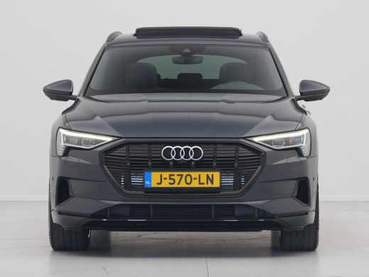 Audi e-tron 55 quattro 408pk Business edition Plus 95 kWh Panorama Navigatie Afneembare Trekhaak 360 Camera 45 ActivLease financial lease