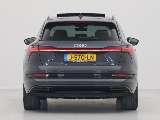 Audi e-tron 55 quattro 408pk Business edition Plus 95 kWh Panorama Navigatie Afneembare Trekhaak 360 Camera 45 ActivLease financial lease
