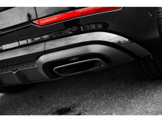 Audi Q8 55 TFSI e quattro Pro Line S | Panoramadak | 4WS | Trekhaak | Head-up | Tour | ActivLease financial lease