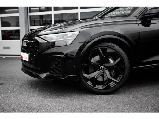 Audi Q8 55 TFSI e quattro Pro Line S | Panoramadak | 4WS | Trekhaak | Head-up | Tour | ActivLease financial lease