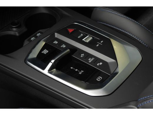 BMW 1 Serie 120 High Executive M Sport Automaat / Sportstoelen / M Adaptief onderstel / Comfort Access / Adap... ActivLease financial lease
