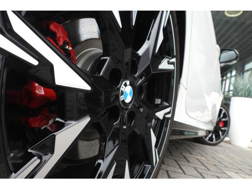 BMW 1 Serie 120 High Executive M Sport Automaat / Sportstoelen / M Adaptief onderstel / Comfort Access / Adap... ActivLease financial lease