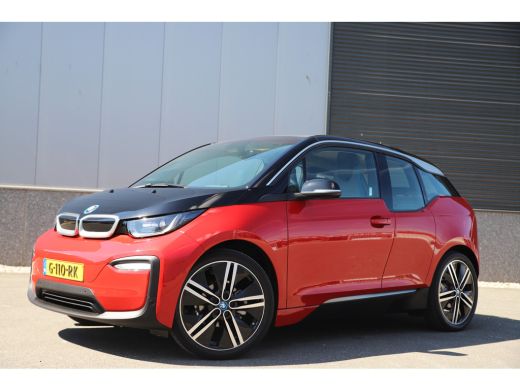 BMW i3 Executive 120Ah 42 kWh/Carplay/W-pomp/Camera/3-fase/20"/Led ActivLease financial lease