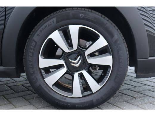 Citroën C3 Citroën 1.2 PURETECH 83PK 5-DRS SHINE BUSINESS / NAVI / CLIMA / LED / PDC / 16" LMV / KEYLESS / W... ActivLease financial lease