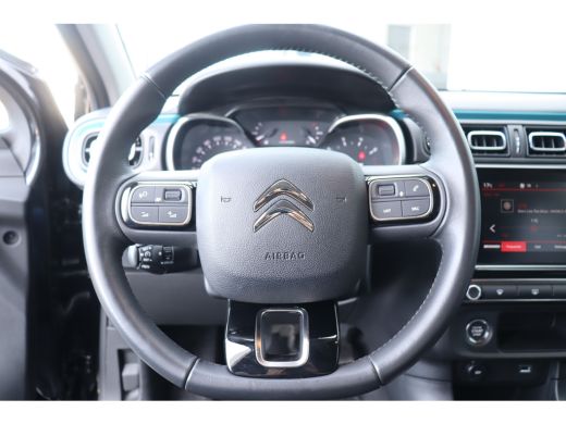 Citroën C3 Citroën 1.2 PURETECH 83PK 5-DRS SHINE BUSINESS / NAVI / CLIMA / LED / PDC / 16" LMV / KEYLESS / W... ActivLease financial lease