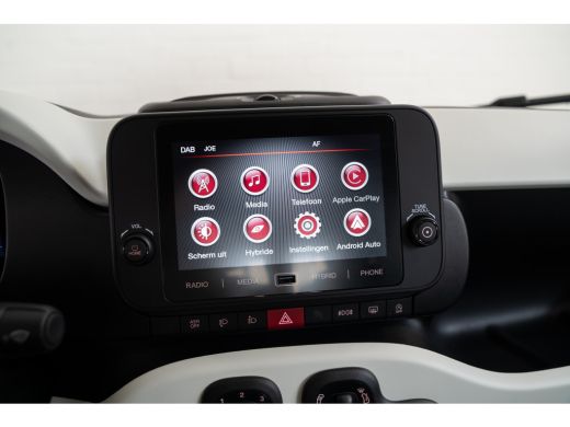 Fiat Panda 1.0 Hybrid Pandina | Parkeersensoren | Apple Carplay & Android Auto | Airco | Cruise Controle | ActivLease financial lease