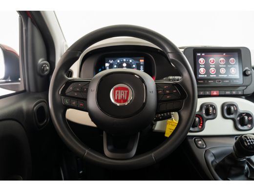 Fiat Panda 1.0 Hybrid Pandina | Parkeersensoren | Apple Carplay & Android Auto | Airco | Cruise Controle | ActivLease financial lease