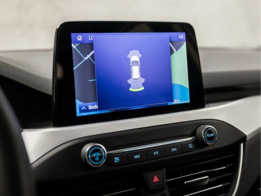 Ford Focus 1.0 EcoBoost Sport (APPLE CARPLAY, GROOT NAVI, CLIMATE, CRUISE, LED KOPLAMPEN, SPORTSTOELEN, LM V... ActivLease financial lease