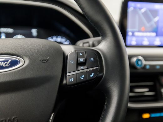 Ford Focus 1.0 EcoBoost Sport (APPLE CARPLAY, GROOT NAVI, CLIMATE, CRUISE, LED KOPLAMPEN, SPORTSTOELEN, LM V... ActivLease financial lease