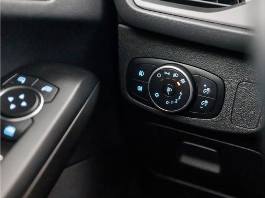 Ford Focus 1.0 EcoBoost Sport (APPLE CARPLAY, GROOT NAVI, CLIMATE, CRUISE, LED KOPLAMPEN, SPORTSTOELEN, LM V... ActivLease financial lease