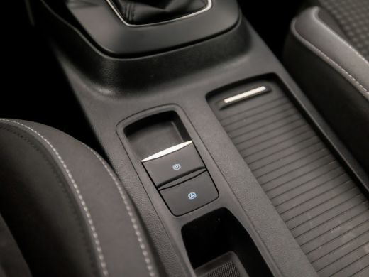 Ford Focus 1.0 EcoBoost Sport (APPLE CARPLAY, GROOT NAVI, CRUISE, SPORTSTOELEN, LANE ASSIST, PARKEERSENSOREN... ActivLease financial lease