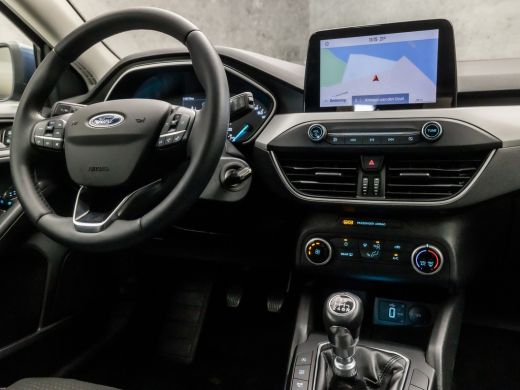 Ford Focus 1.0 EcoBoost Sport (APPLE CARPLAY, GROOT NAVI, CRUISE, SPORTSTOELEN, LANE ASSIST, PARKEERSENSOREN... ActivLease financial lease