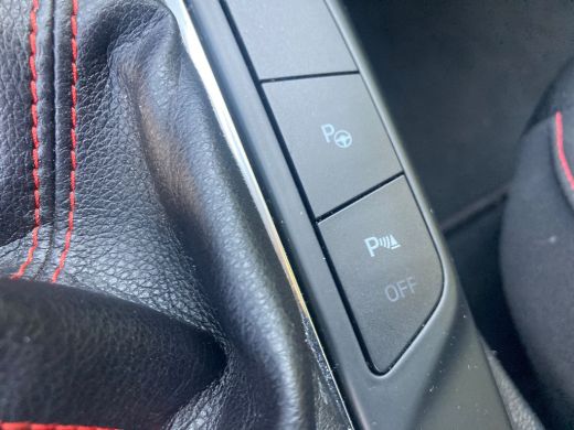 Ford Focus 1.0 EcoBoost ST Line Business Camera | Navigatie | Adaptieve Cruise | Winter Pack | ActivLease financial lease