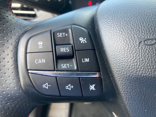 Ford Focus 1.0 EcoBoost ST Line Business Camera | Navigatie | Adaptieve Cruise | Winter Pack | ActivLease financial lease