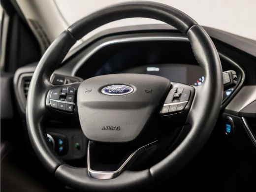 Ford Focus 1.0 EcoBoost Titanium Sport (APPLE CARPLAY, GROOT NAVI, CLIMATE, CAMERA, KEYLESS, LM VELGEN, SPOR... ActivLease financial lease