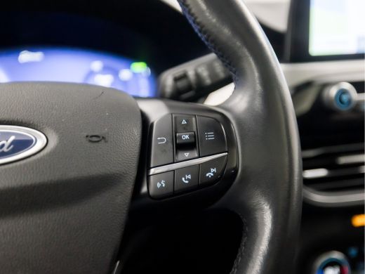 Ford Kuga 2.5 PHEV Titanium 225Pk Automaat (PANORAMADAK, VIRTUAL COCKPIT, APPLE CARPLAY, STUUR/STOELVERWARM... ActivLease financial lease