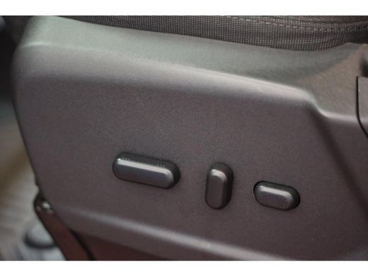 Ford Transit 2.0 TDCI L2H3 LAADKLEP AUTOMAAT DUBBELE SCHUIFDEUR ActivLease financial lease