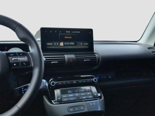 Hyundai Inster Evolve Sky Plus 49 kWh | Pano | Warmtepomp | Direct Leverbaar! | 360 camera ActivLease financial lease