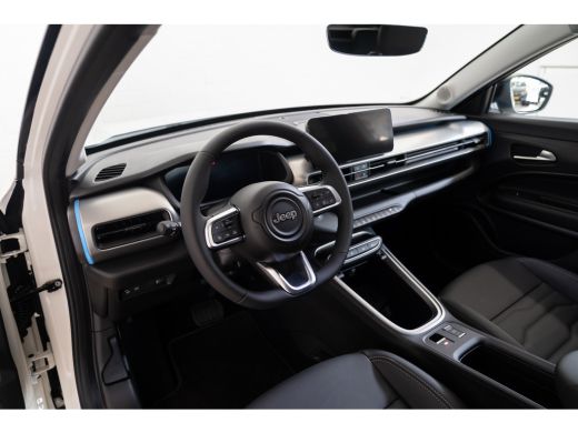 Jeep Avenger Summit 54 kWh | Lederen bekleding | Warmtepomp | El. Achterklep | Stoel en Stuurverwarming | Came... ActivLease financial lease