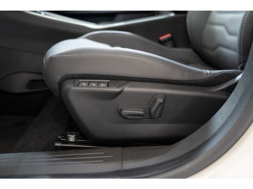 Jeep Avenger Summit 54 kWh | Lederen bekleding | Warmtepomp | El. Achterklep | Stoel en Stuurverwarming | Came... ActivLease financial lease
