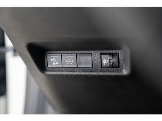 Jeep Avenger Summit 54 kWh | Lederen bekleding | Warmtepomp | El. Achterklep | Stoel en Stuurverwarming | Came... ActivLease financial lease