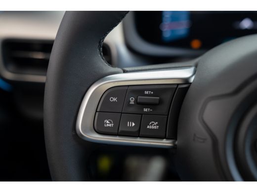 Jeep Avenger Summit 54 kWh | Lederen bekleding | Warmtepomp | El. Achterklep | Stoel en Stuurverwarming | Came... ActivLease financial lease