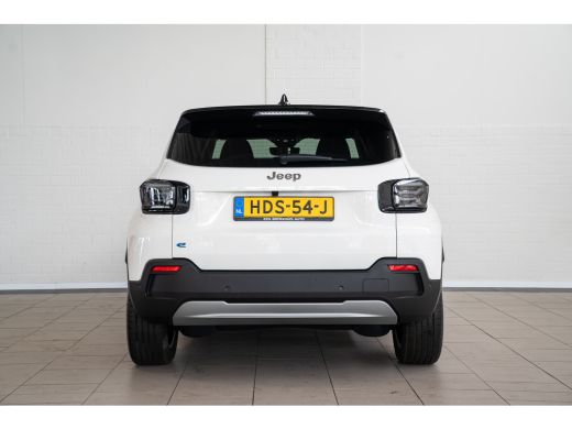 Jeep Avenger Summit 54 kWh | Lederen bekleding | Warmtepomp | El. Achterklep | Stoel en Stuurverwarming | Came... ActivLease financial lease