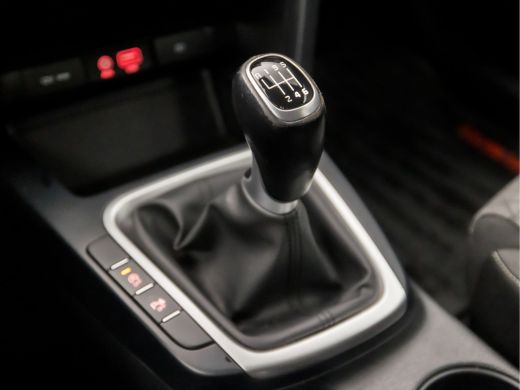 Kia Ceed Sportswagon 1.0 T-GDi Sport (APPLE CARPLAY, GROOT NAVI, CAMERA, SPORTSTOELEN, LANE ASSIST, LED KOPLAMPEN, NIE... ActivLease financial lease