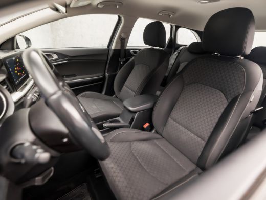 Kia Ceed Sportswagon 1.0 T-GDi Sport (APPLE CARPLAY, GROOT NAVI, CAMERA, SPORTSTOELEN, LANE ASSIST, LED KOPLAMPEN, NIE... ActivLease financial lease