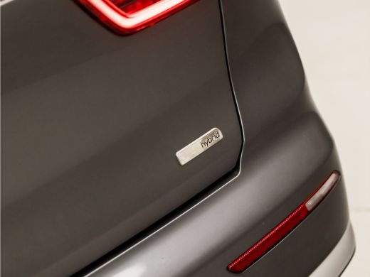 Kia Niro 1.6 GDi Hybrid DynamicLine 142Pk Automaat (APPLE CARPLAY, NAVIGATIE, LEDER, CAMERA, SPORTSTOELEN,... ActivLease financial lease