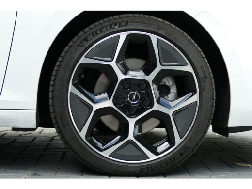 Opel Astra 1.2 TURBO HYBRID 136PK 5-DRS ULTIMATE AUTOMAAT / NAVI / ALCANTARA / CLIMA / PDC / 18"LMV / CAMERA... ActivLease financial lease