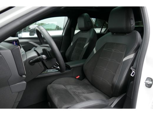 Opel Astra 1.2 TURBO HYBRID 136PK 5-DRS ULTIMATE AUTOMAAT / NAVI / ALCANTARA / CLIMA / PDC / 18"LMV / CAMERA... ActivLease financial lease