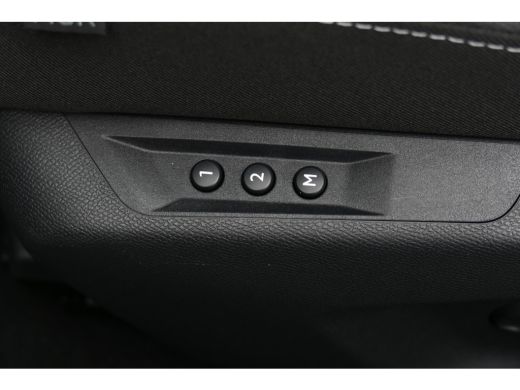 Opel Astra 1.2 TURBO HYBRID 136PK 5-DRS ULTIMATE AUTOMAAT / NAVI / ALCANTARA / CLIMA / PDC / 18"LMV / CAMERA... ActivLease financial lease