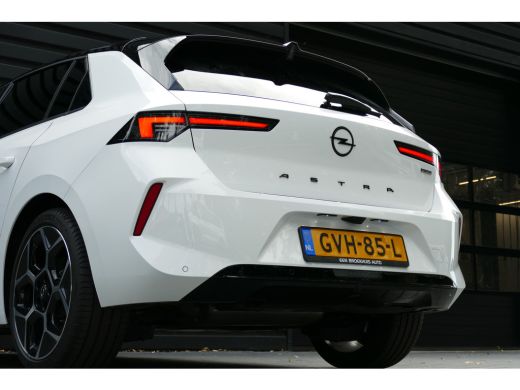 Opel Astra 1.2 TURBO HYBRID 136PK 5-DRS ULTIMATE AUTOMAAT / NAVI / ALCANTARA / CLIMA / PDC / 18"LMV / CAMERA... ActivLease financial lease